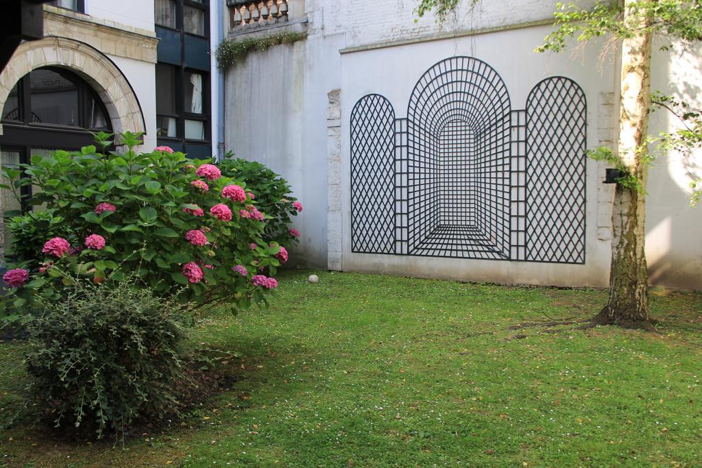 Escalille Le Voltaire Daire Dış mekan fotoğraf